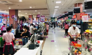 Mua gì ở trung tâm thương mại Aeon Mall